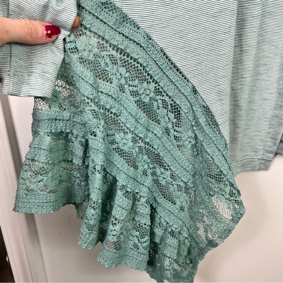 LOGO by Lori Goldstein Cardigan womens medium Open Front Stripe  w/ Lace Godets - Picture 9 of 9